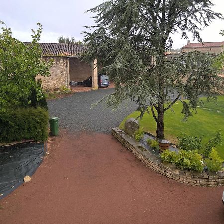 Entre Marais Et Gatine Bed & Breakfast Saint-Pompain Eksteriør bilde